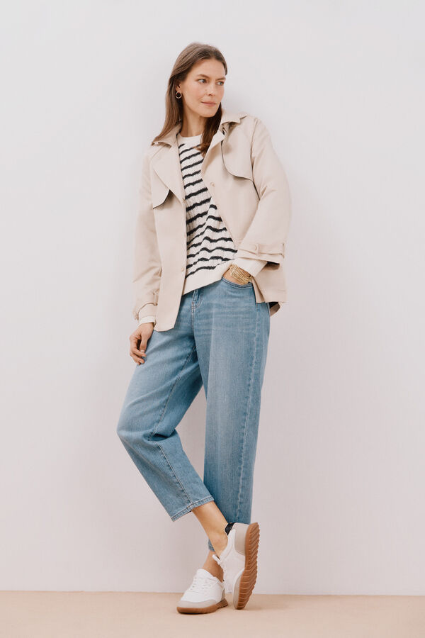 Cortefiel Gabardina curta com v&eacute;u Castanho