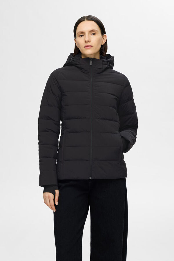 Selected Femme Casaco curto acolchoado com capuz confeccionado com materiais reciclados.  Preto