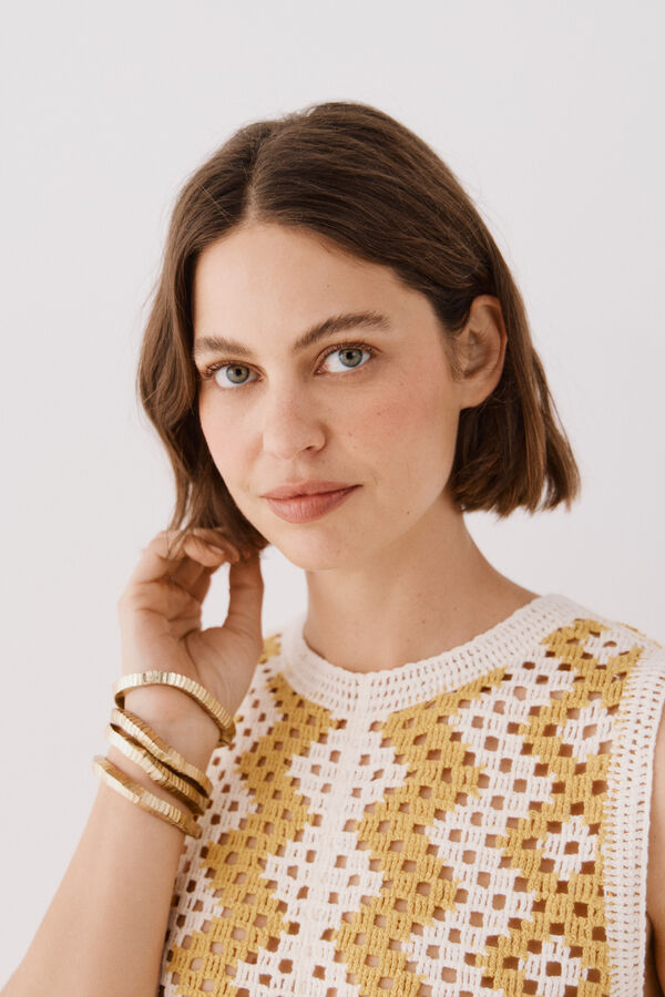 Cortefiel Top crochet bicolor Dorado