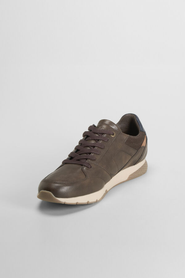 Comfeet Deportiva urbana cremallera COMFEET Marr&oacute;n oscuro