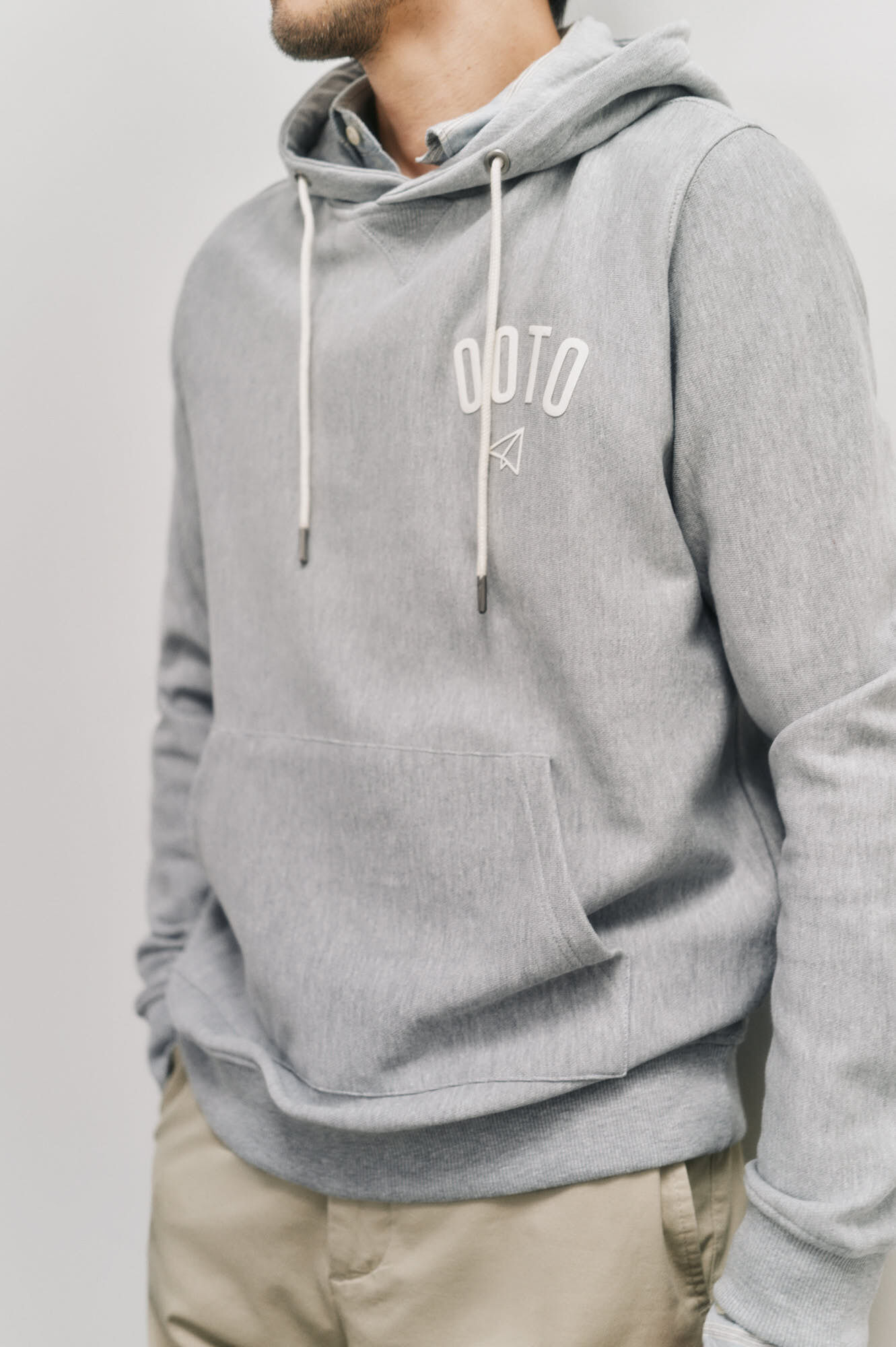 OOTO Sweatshirt com capuz com logo
