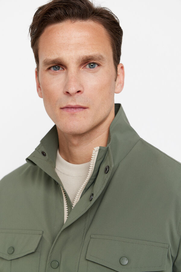 Cortefiel Chaqueta t&eacute;cnica cuatro bolsillos Kaki