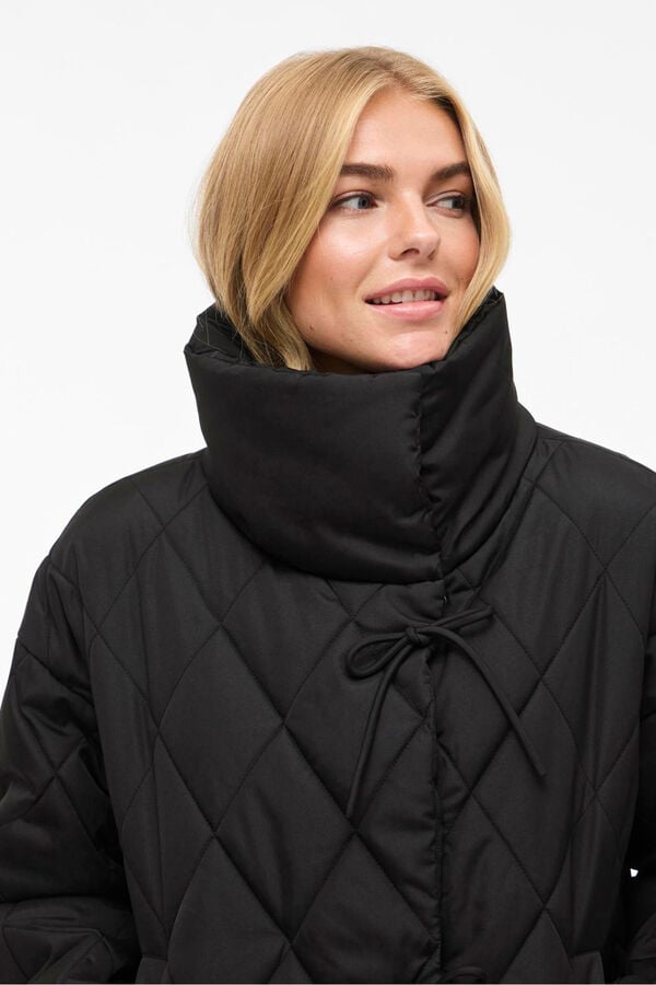 Vila Abrigo acolchado cuello chimenea Negro