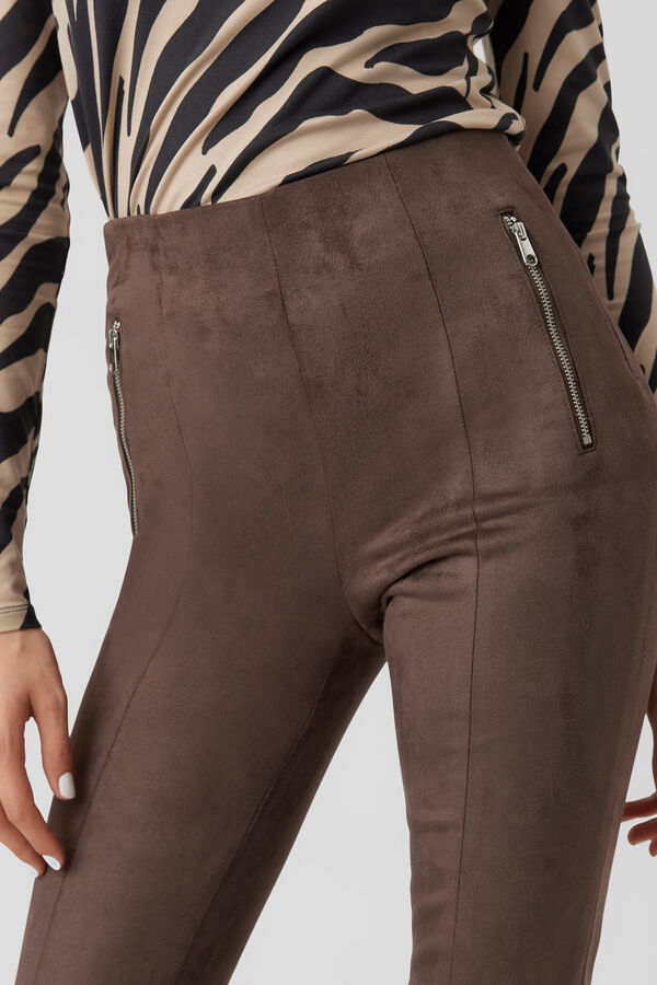 Vero Moda Pantal&oacute;n legging de ante sint&eacute;tico Marr&oacute;n oscuro