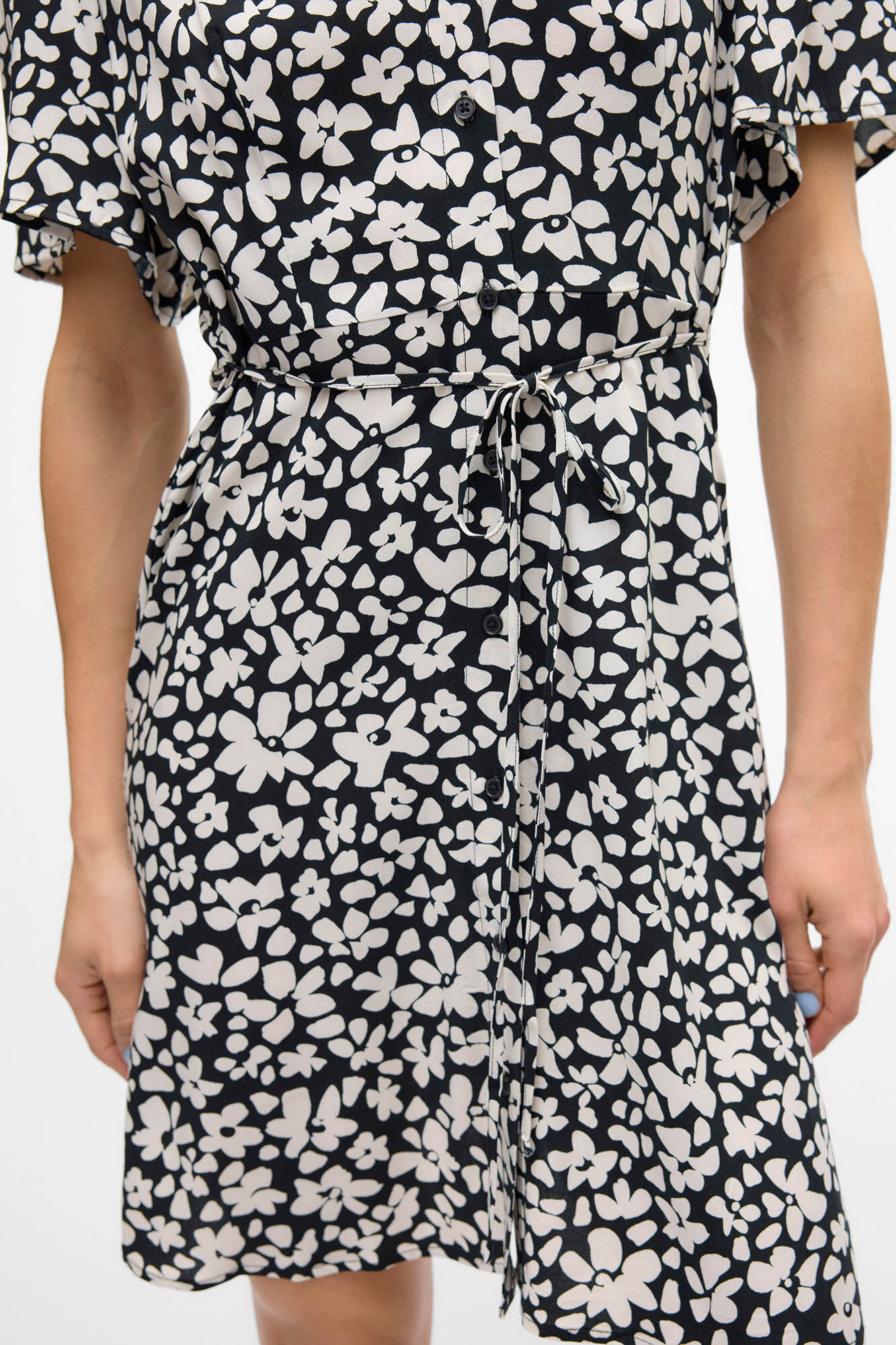 Vero Moda Vestido corto con botones