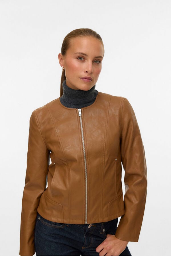 Vero Moda Cazadora efecto piel Marr&oacute;n