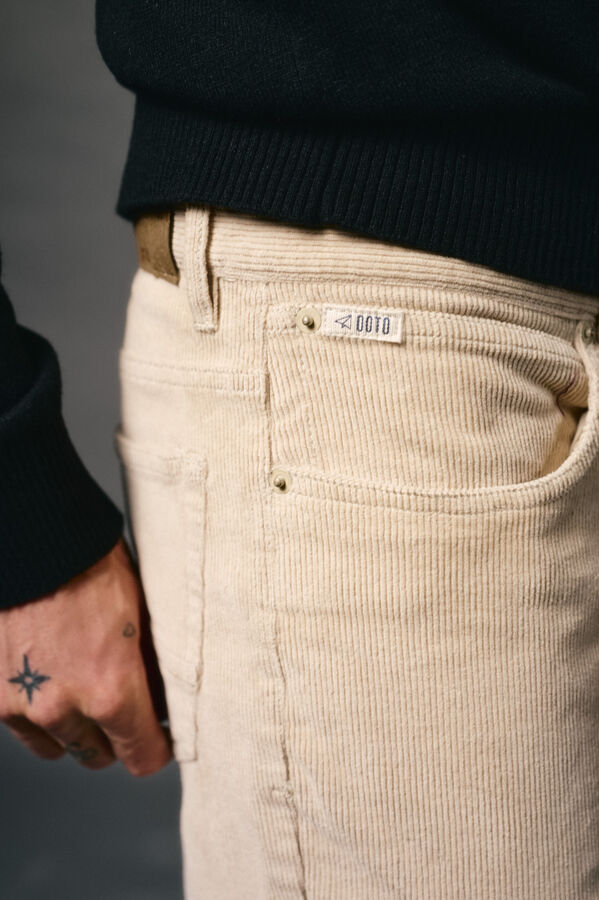 OOTO Pantal&oacute;n 5 bolsillos slim fit pana Beige