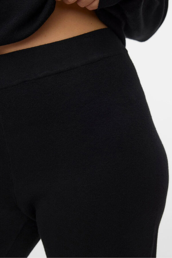 Vero Moda Curve Pantal&oacute;n largo de punto talla grande Negro