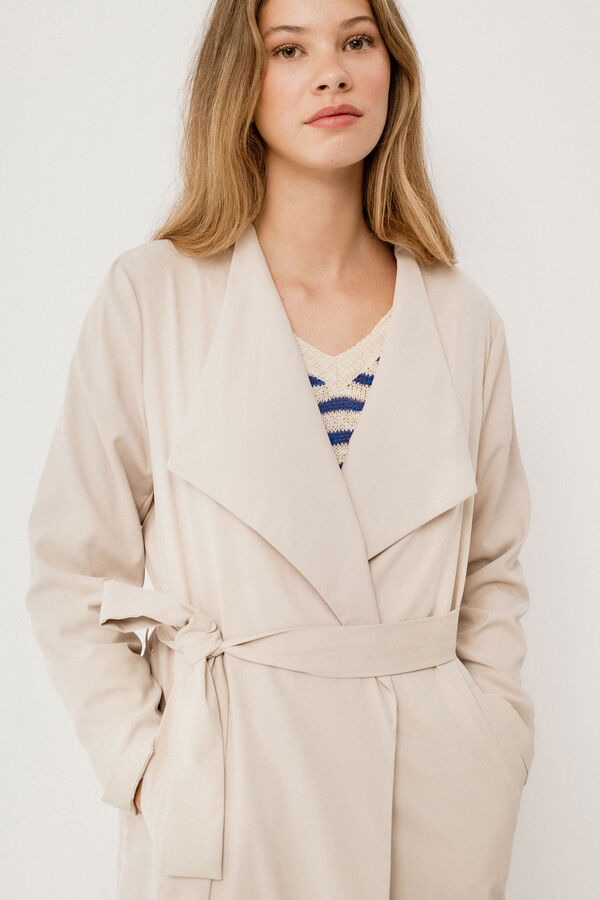 Vila Gabardina larga anudada Beige