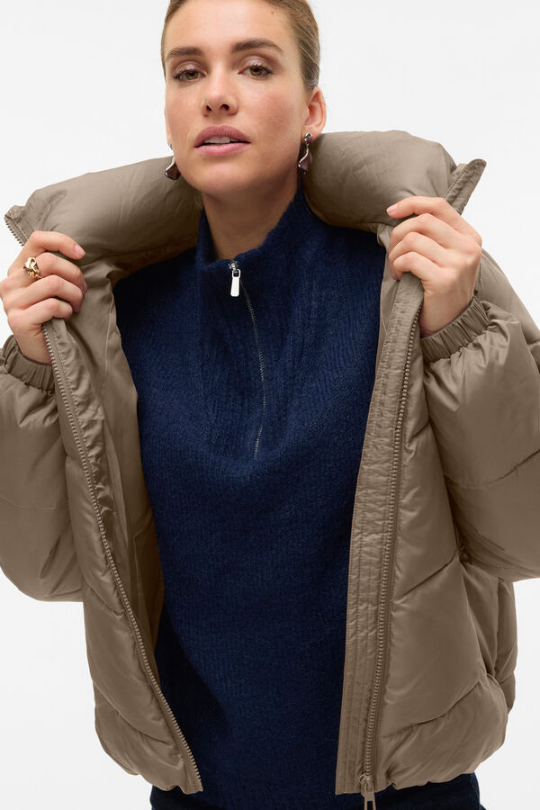 Vero Moda Cazadora de mujer acolchada Marr&oacute;n