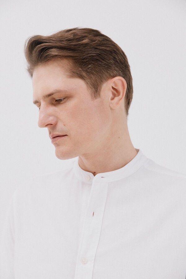 Cortefiel Camisa lisa gola mao. Branco