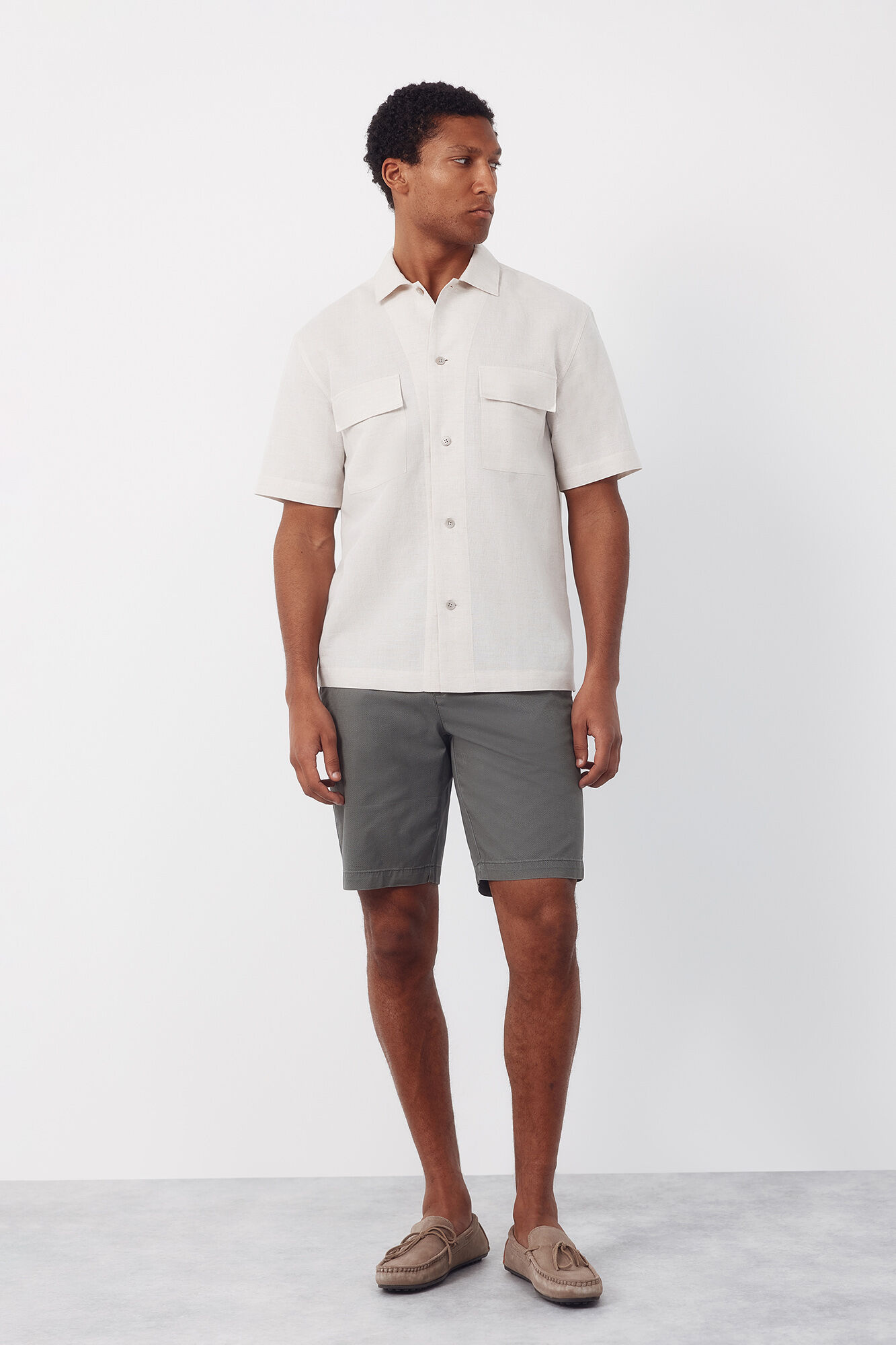 Cortefiel Bermuda chino regular leve