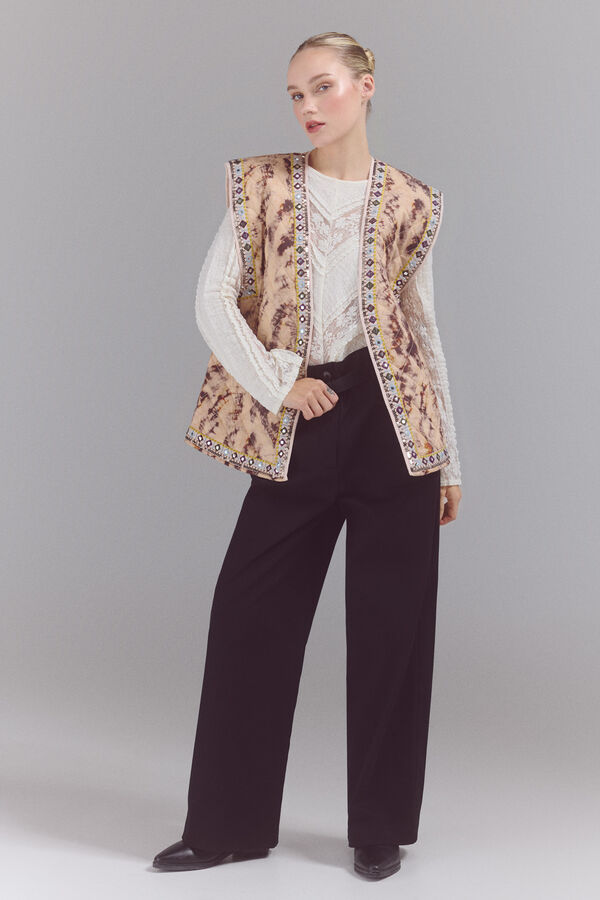 Slowlove Chaleco acolchado con detalles bordados Estampado blanco