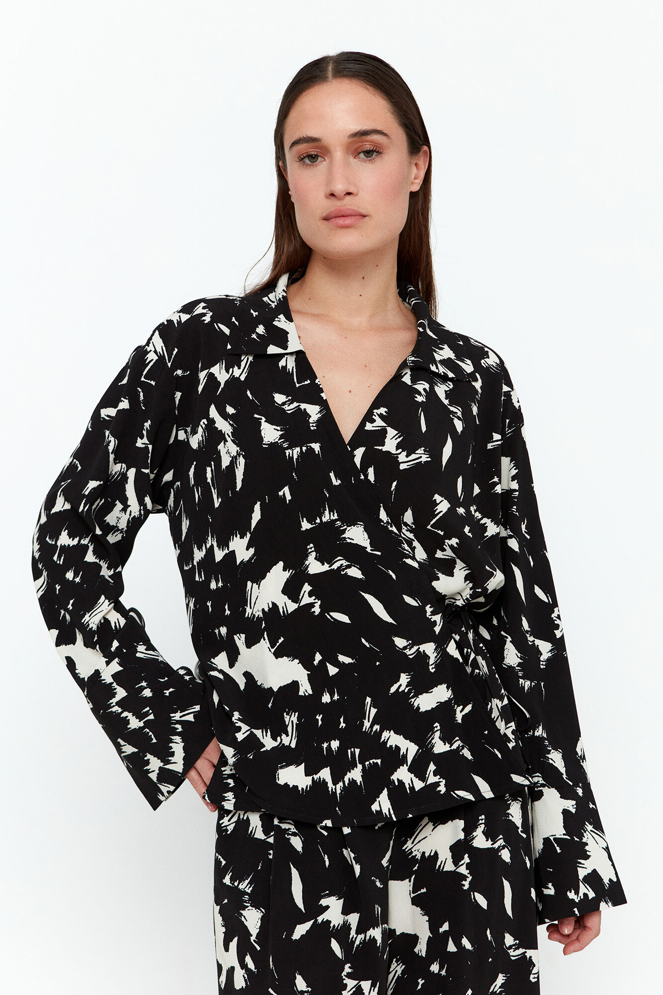 Vero Moda Blusa de manga larga cruzada