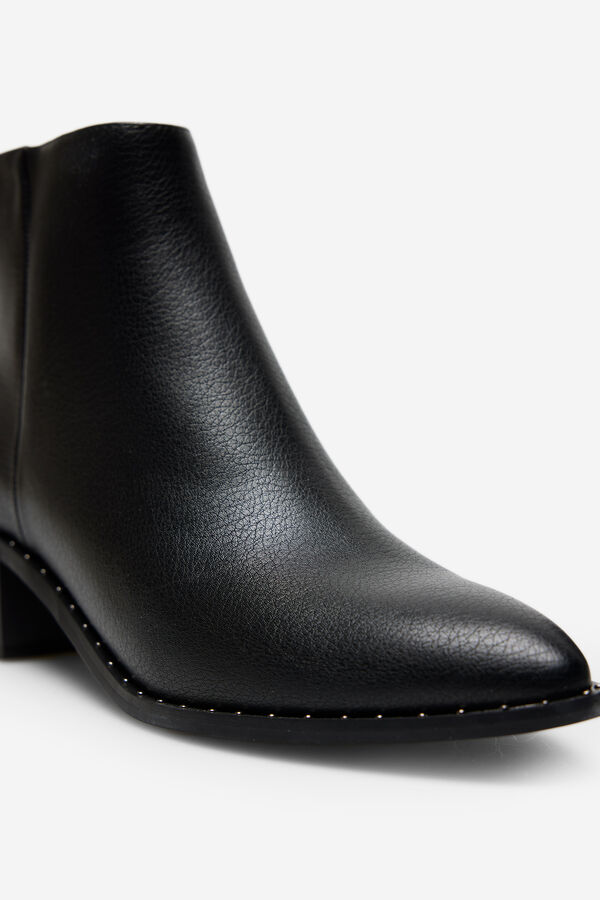 Cortefiel Botim tachas Preto