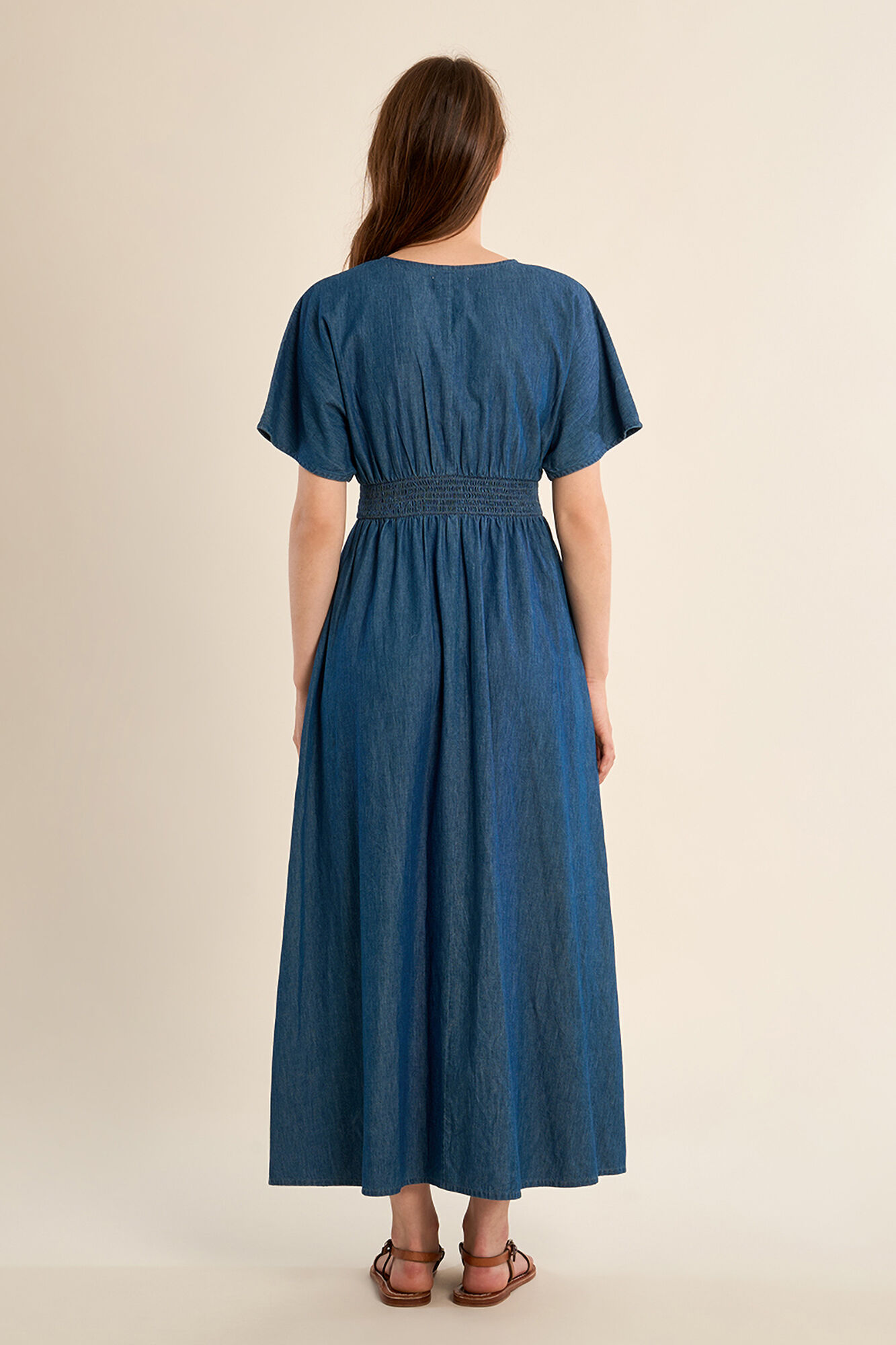 Molly Bracken Vestido comprido de manga curta efeito denim