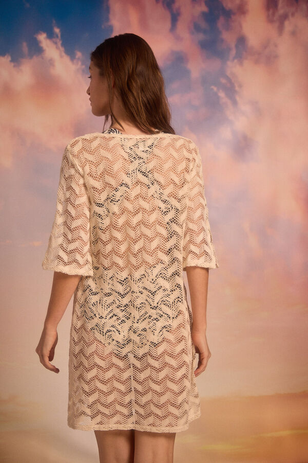 Cortefiel Caft&aacute;n crochet zig zag Marfil