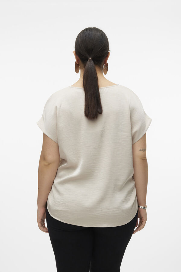 Vero Moda Curve Top acetinado (tamanho grande)  Tostado