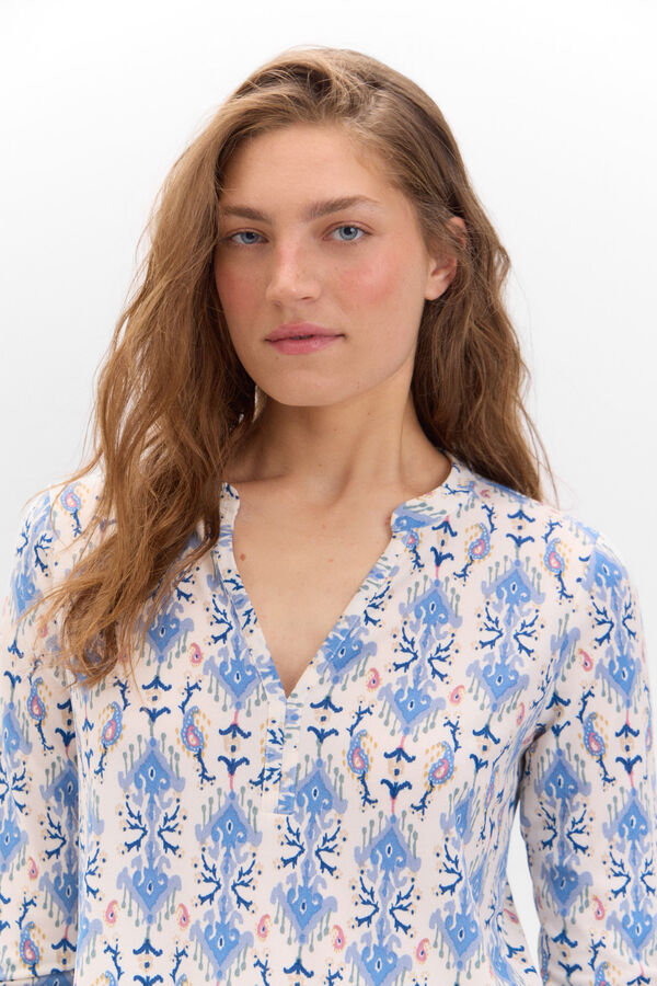 Cortefiel Camisola b&aacute;sica com pesco&ccedil;o mao Impress&atilde;o