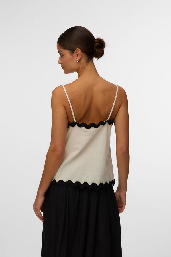 Vero Moda Top de tirantes escote cuadrado Beige