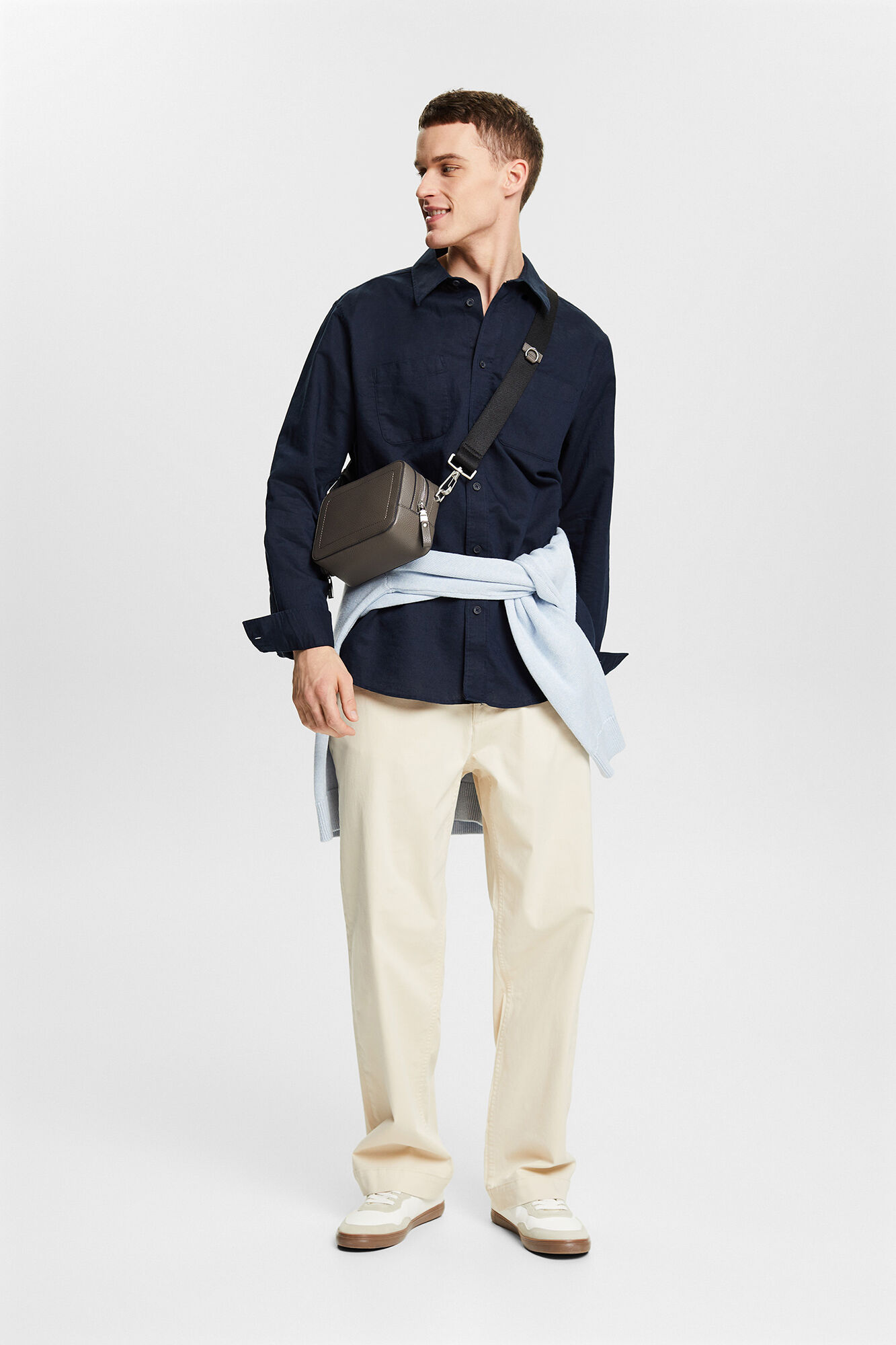 Esprit Camisa b&aacute;sica regular fit con lino