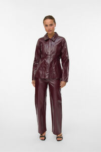 Vero Moda Cazadora ajustada efecto piel