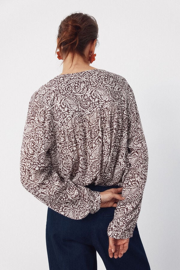 Cortefiel Blusa gola redonda Castanho