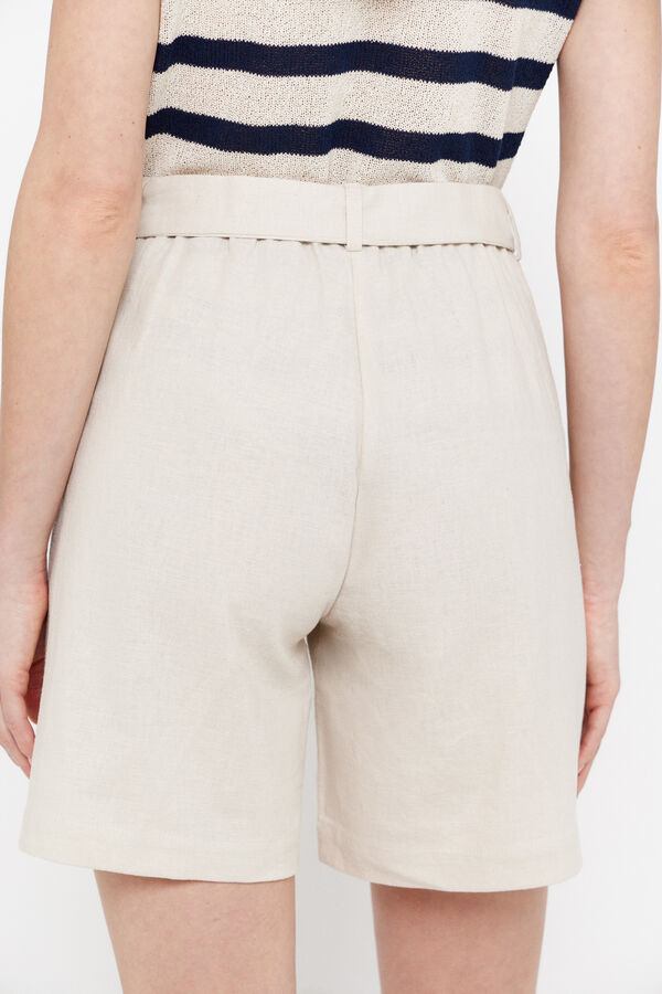 Cortefiel Cal&ccedil;as bermuda linho Castanho