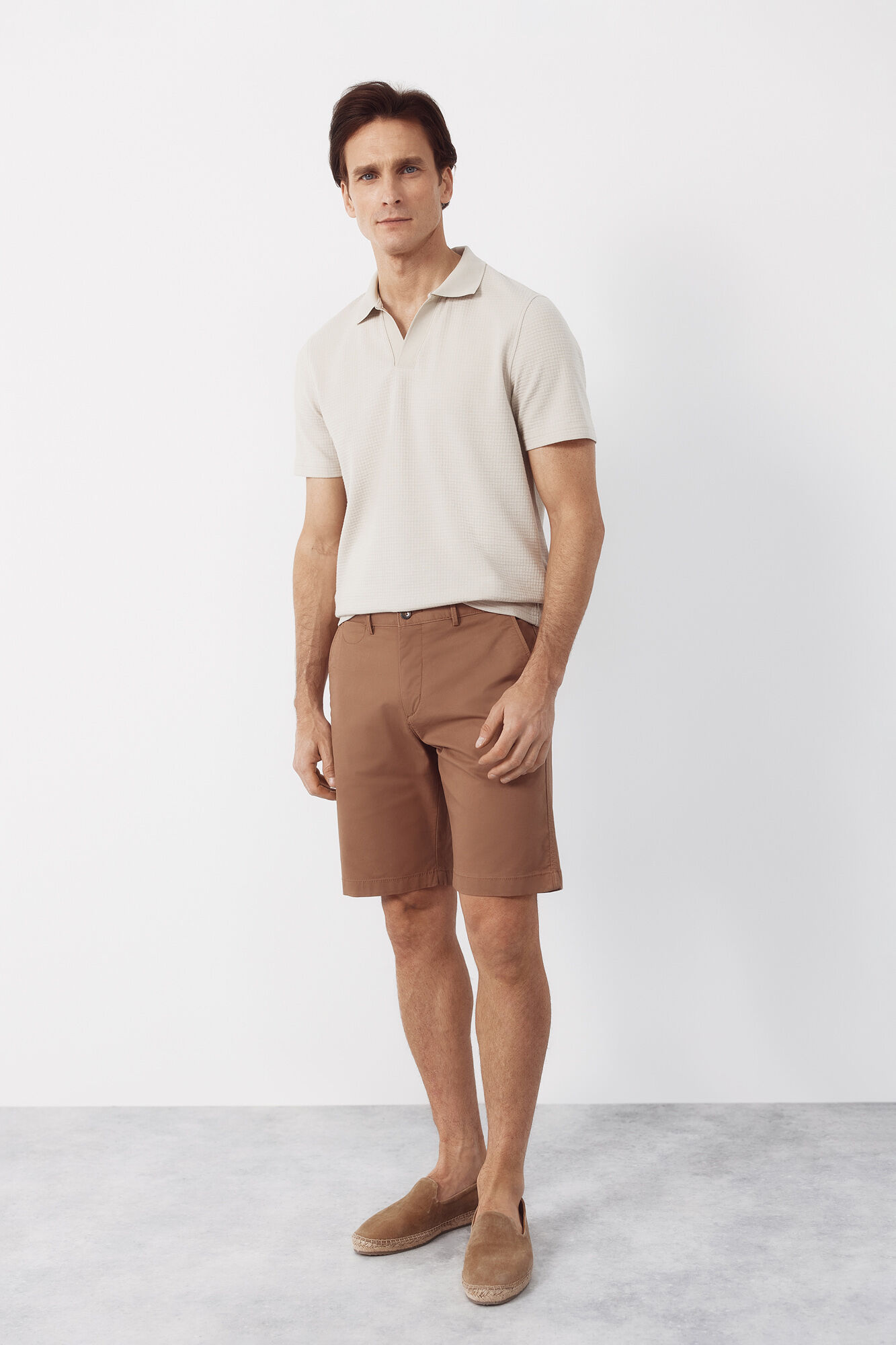 Cortefiel Bermuda chino leve