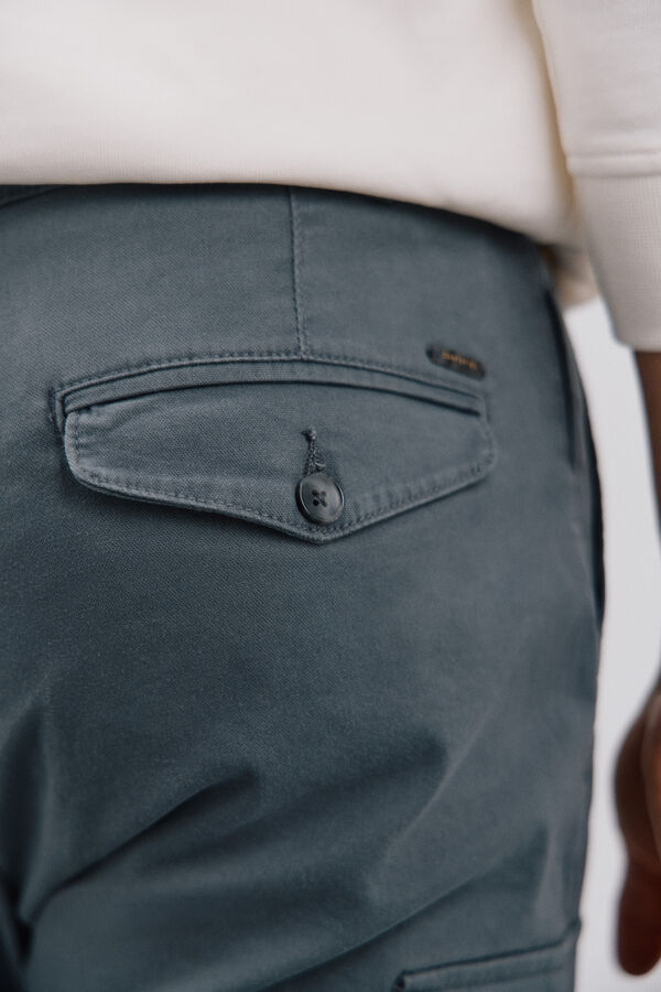 Cortefiel Pantal&oacute;n cargo tapered fit Gris