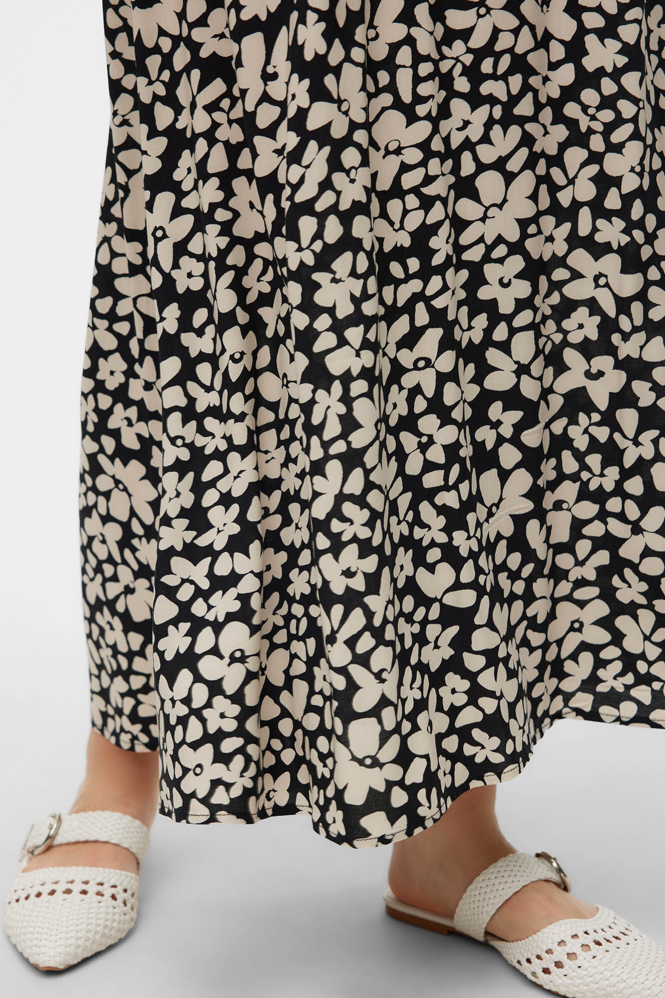 Vero Moda Falda larga fluida