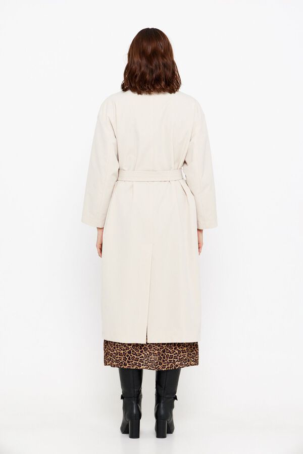 Cortefiel Gabardina silueta oversize Marfil