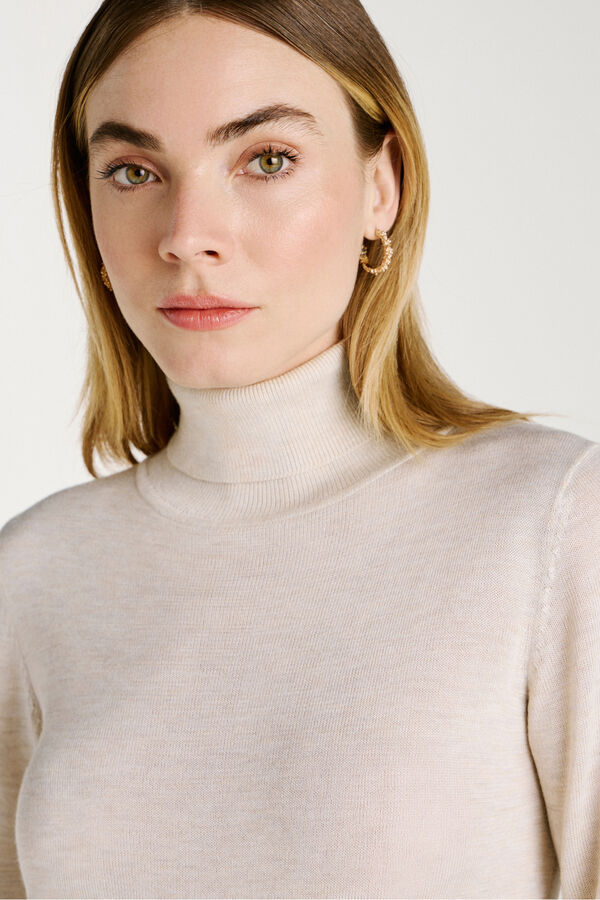 Vila Jersey de cuello alto con viscosa Beige