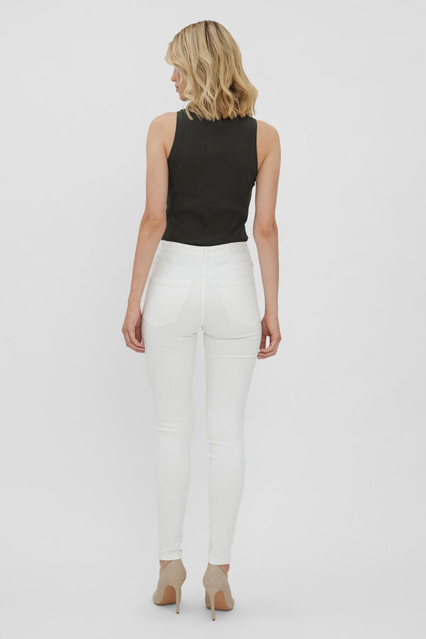 Vero Moda Jeans Sophia cigarro de cintura subida Branco