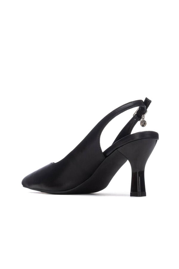 XTI Zapato sal&oacute;n tac&oacute;n Negro