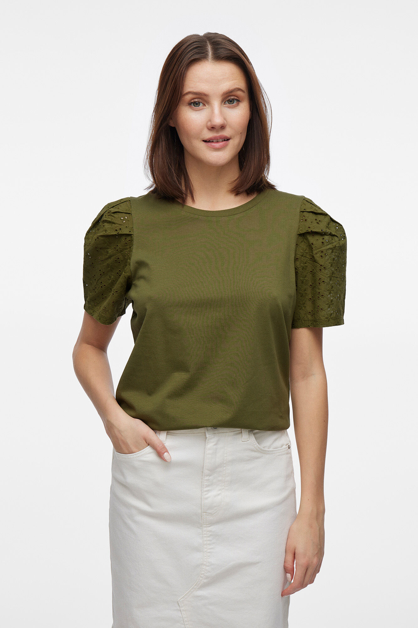 Vila Camiseta manga bordado ingl&eacute;s