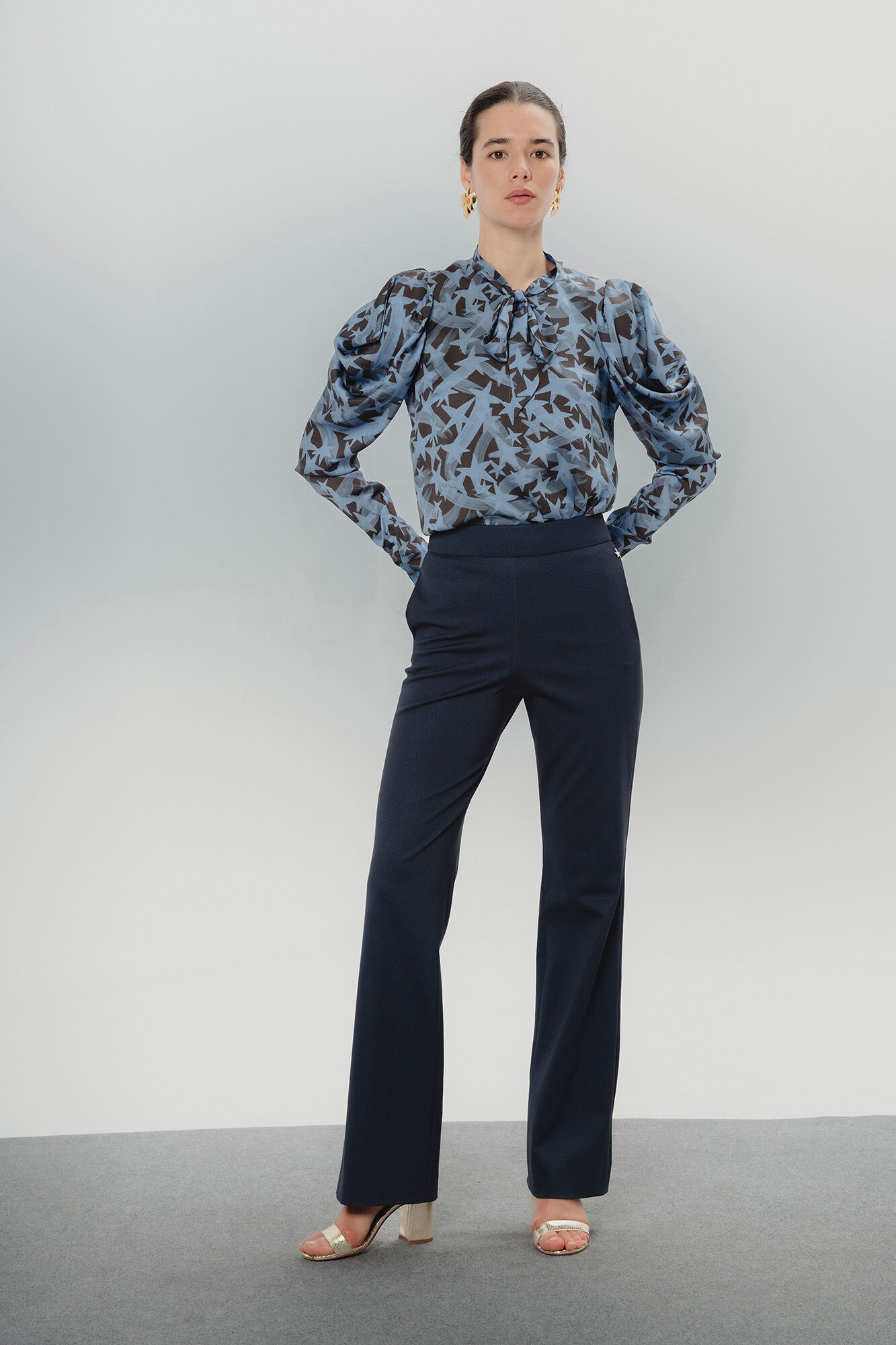 Dolores Promesas Blusa de mujer estampado estrellas Andrea