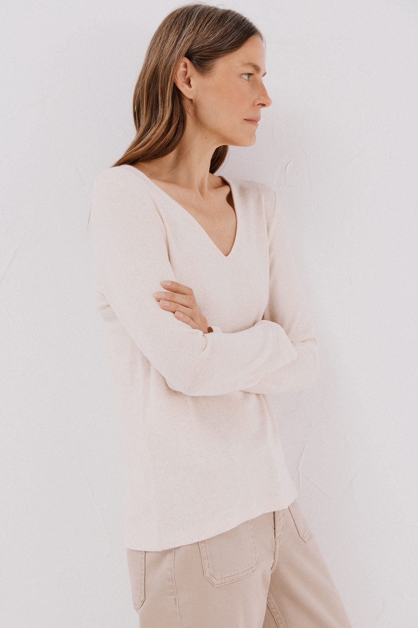 Cortefiel Camiseta b&aacute;sica cuello pico