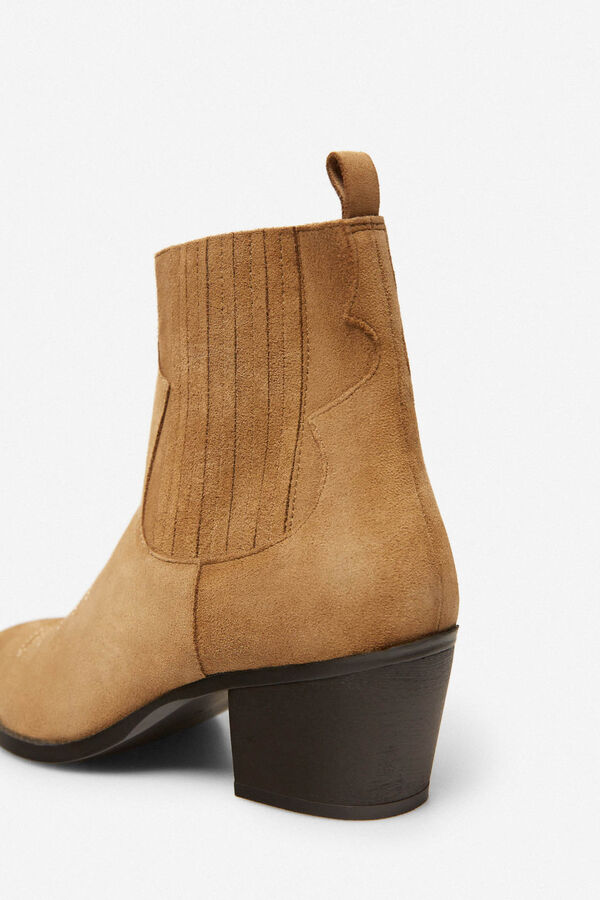 Cortefiel Bot&iacute;n serraje Beige