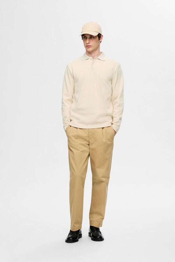 Selected Camisa p&oacute;lo de manga comprida confeccionada em 100% algod&atilde;o org&acirc;nico. Branco