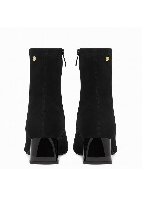 Cupl&eacute; Botim envernizado Preto