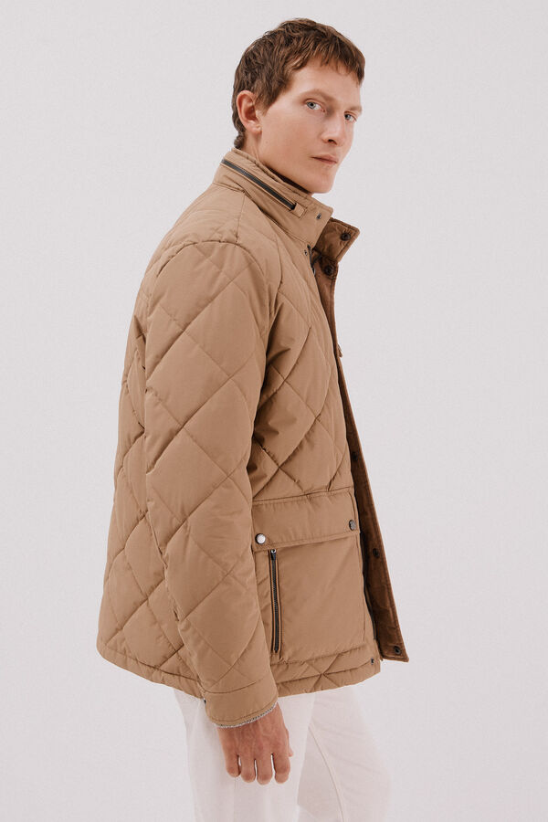 Cortefiel Chaqueta acolchada rombo Camel