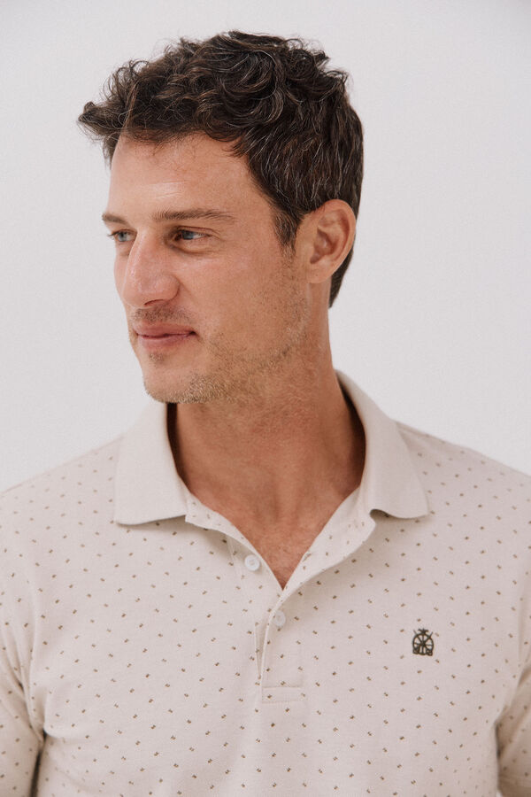 Cortefiel Polo piqu&eacute; estampado Beige