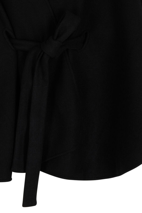 Morgan Capa com cinto Preto