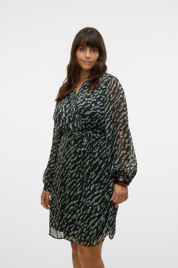 Vero Moda Curve Vestido curto plus size em chiffon  Verde