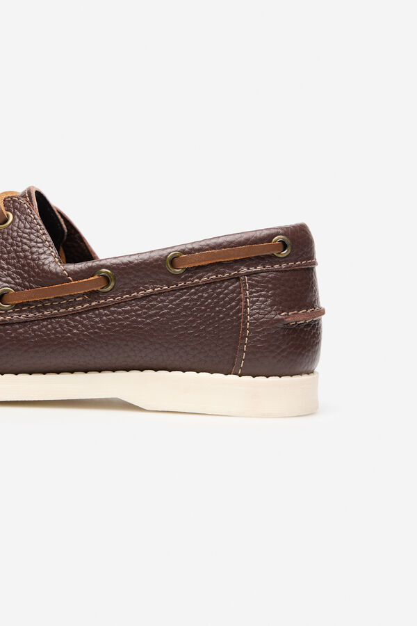Cortefiel Zapato na&uacute;tico Marr&oacute;n oscuro