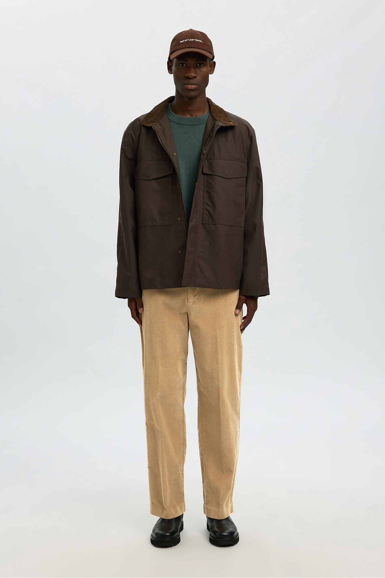 Selected Pantal&oacute;n pana fit relajado