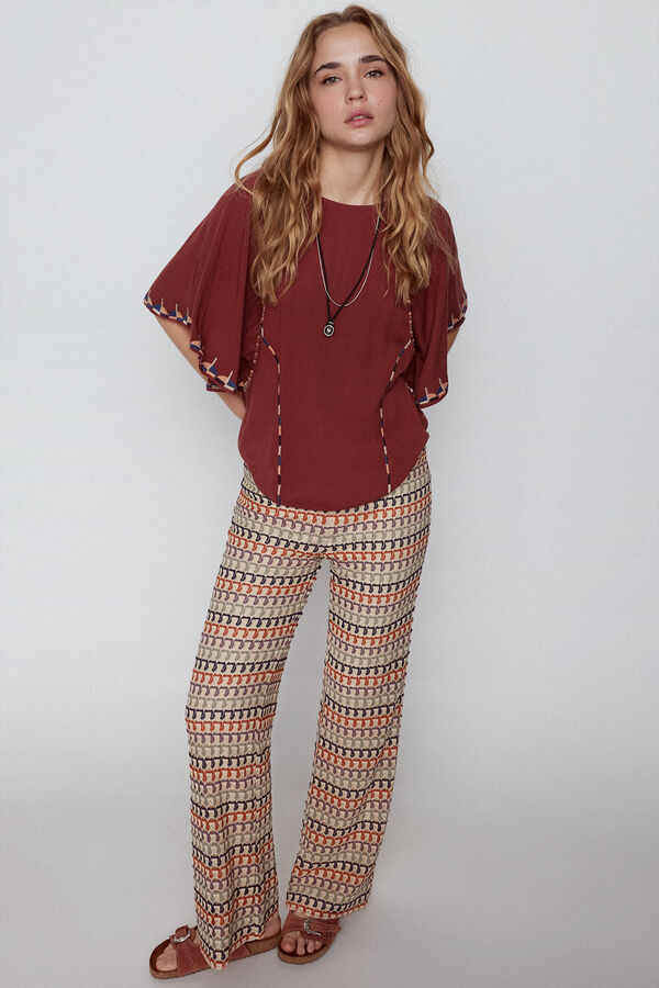 Slowlove Blusa bordada volante Marr&oacute;n oscuro