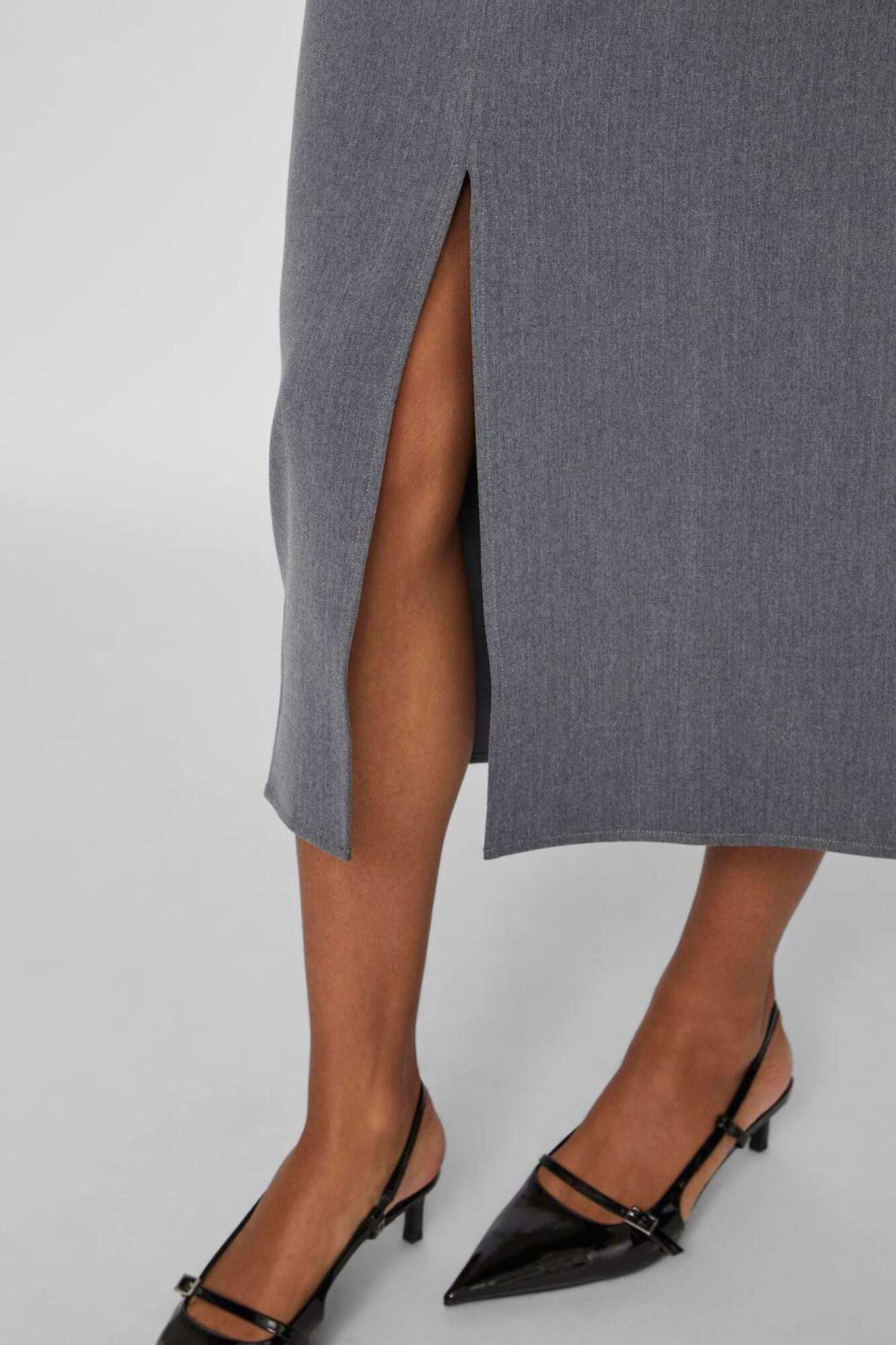 Vila Saia comprida com fenda &agrave; frente