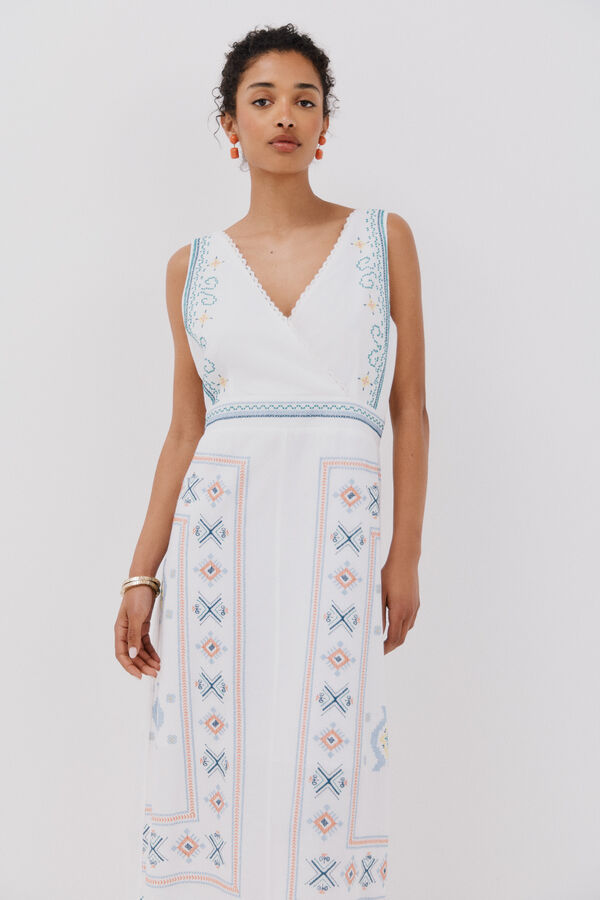 Cortefiel Vestido comprido bordado Branco